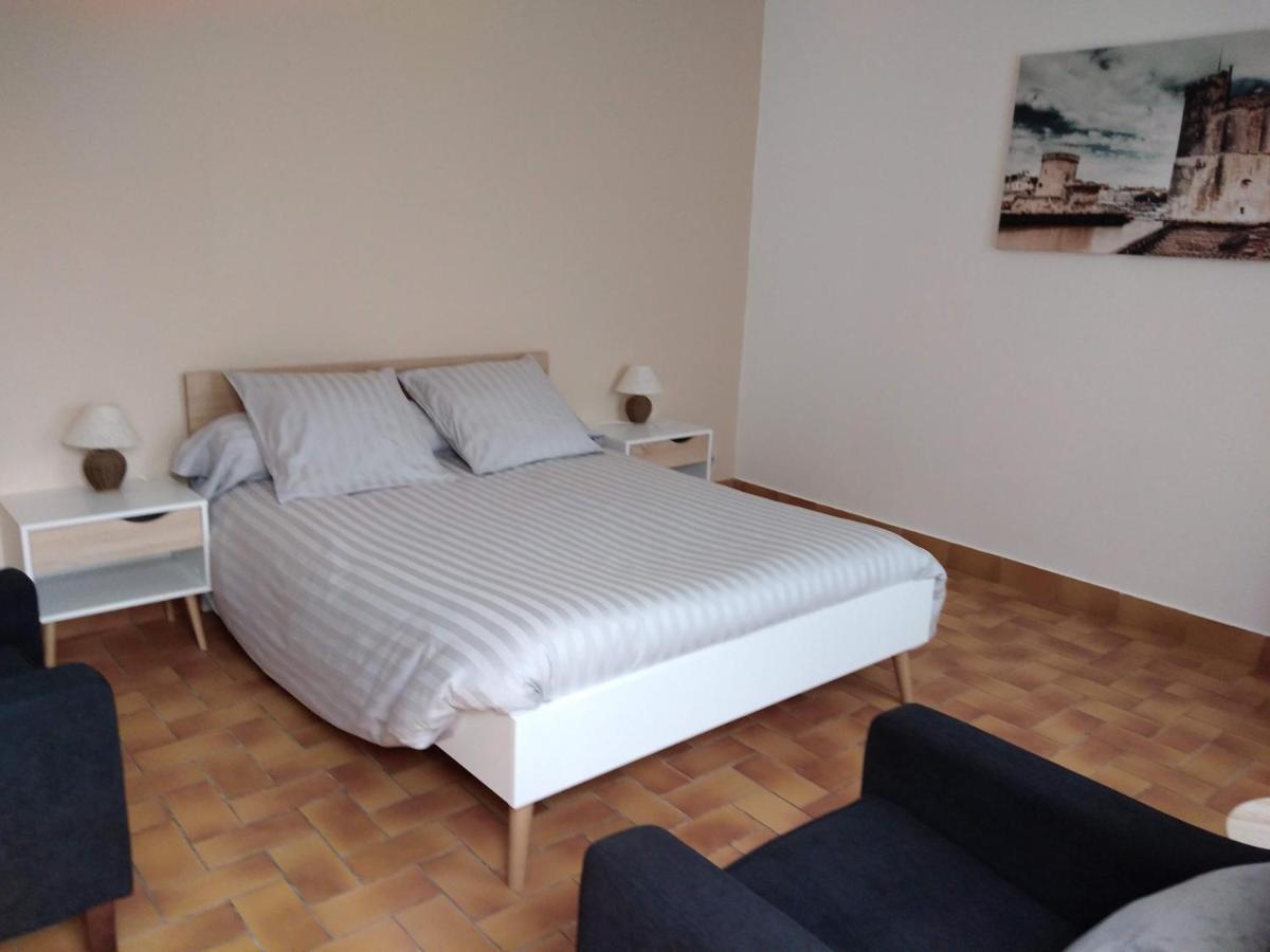 Appartement A Rochefort Екстериор снимка